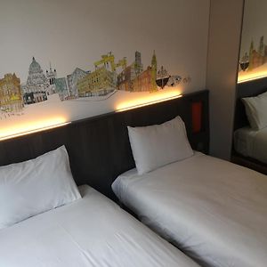 Small Twin Room